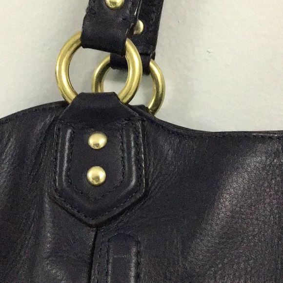 Coach Navy Leather handbag - Picture 3 of 10